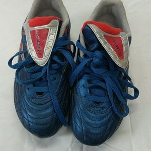 Diadora boys soccer cleats